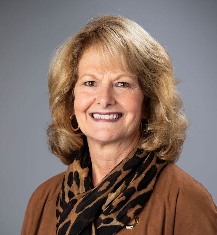 Real Estate Agent Shirley Stineman